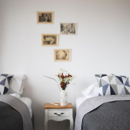 Setrith Guesthouse ボルガルネース エクステリア 写真