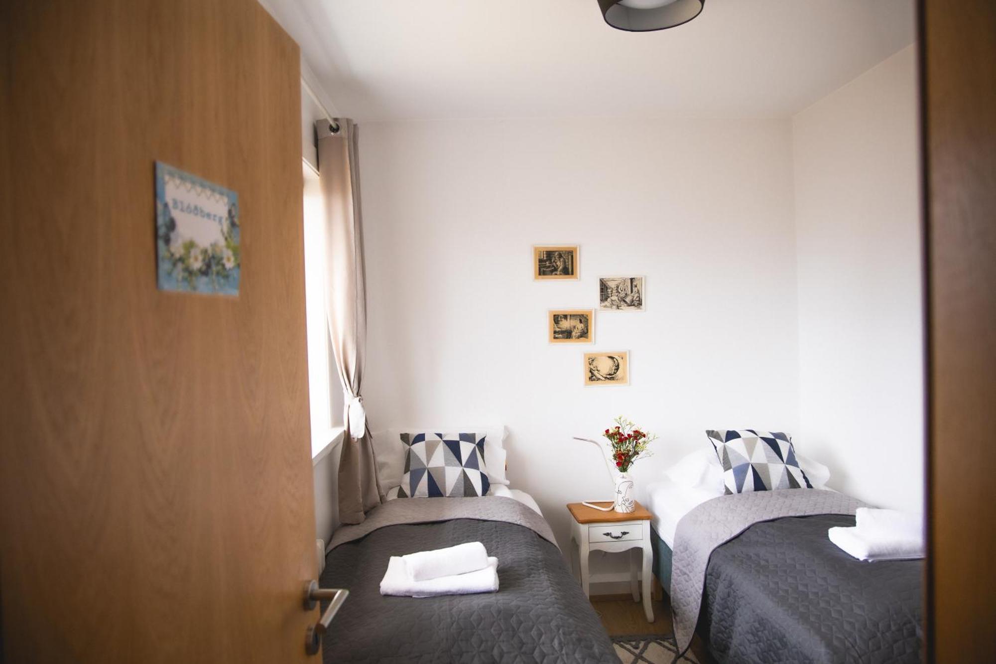 Setrith Guesthouse ボルガルネース エクステリア 写真