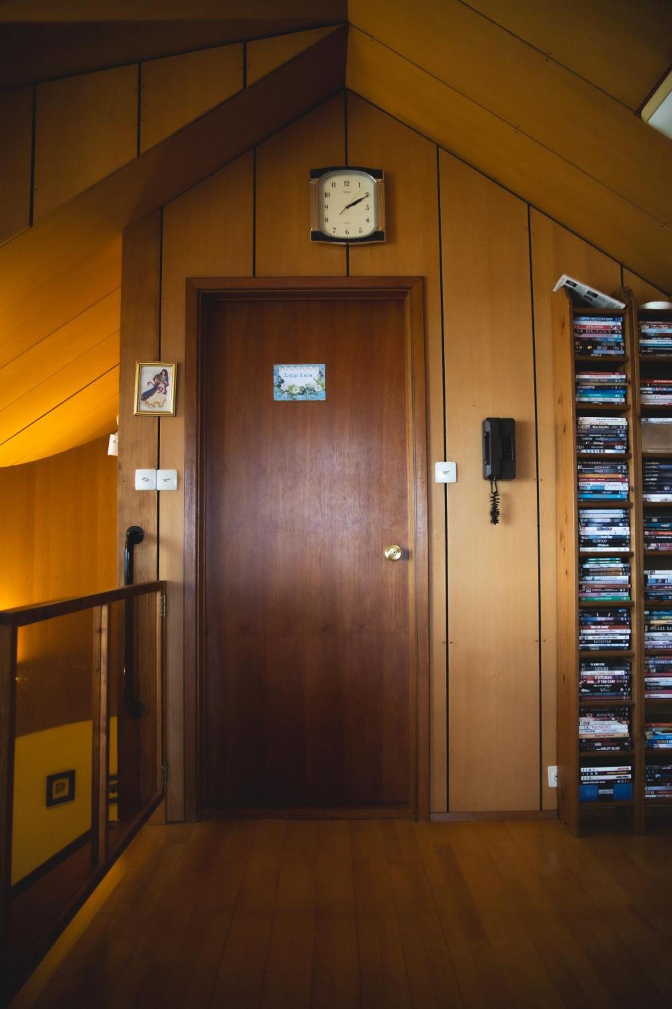 Setrith Guesthouse ボルガルネース エクステリア 写真