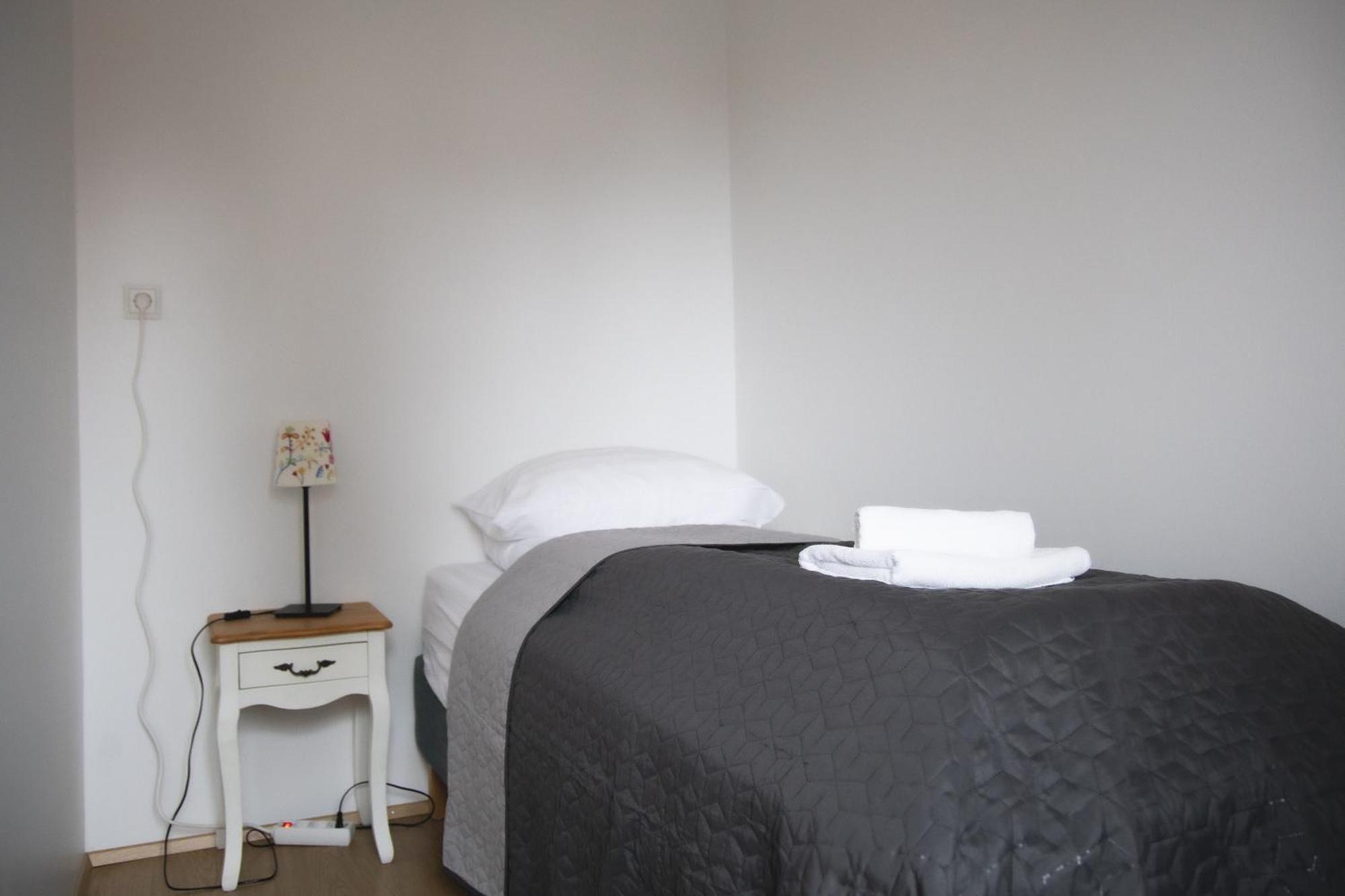 Setrith Guesthouse ボルガルネース エクステリア 写真
